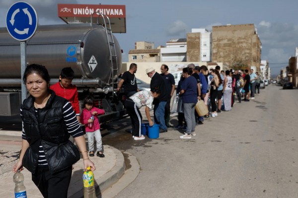 Chiva clama por tener agua potable, luz y víveres y teme que haya 