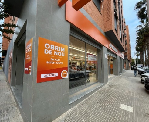 Consum reabre este jueves en Catarroja una de las tiendas más afectadas por el paso de la Dana