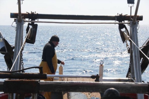 El Gobierno da un respiro a la pesca: amplía al 1 de junio el plazo para cambiar la malla