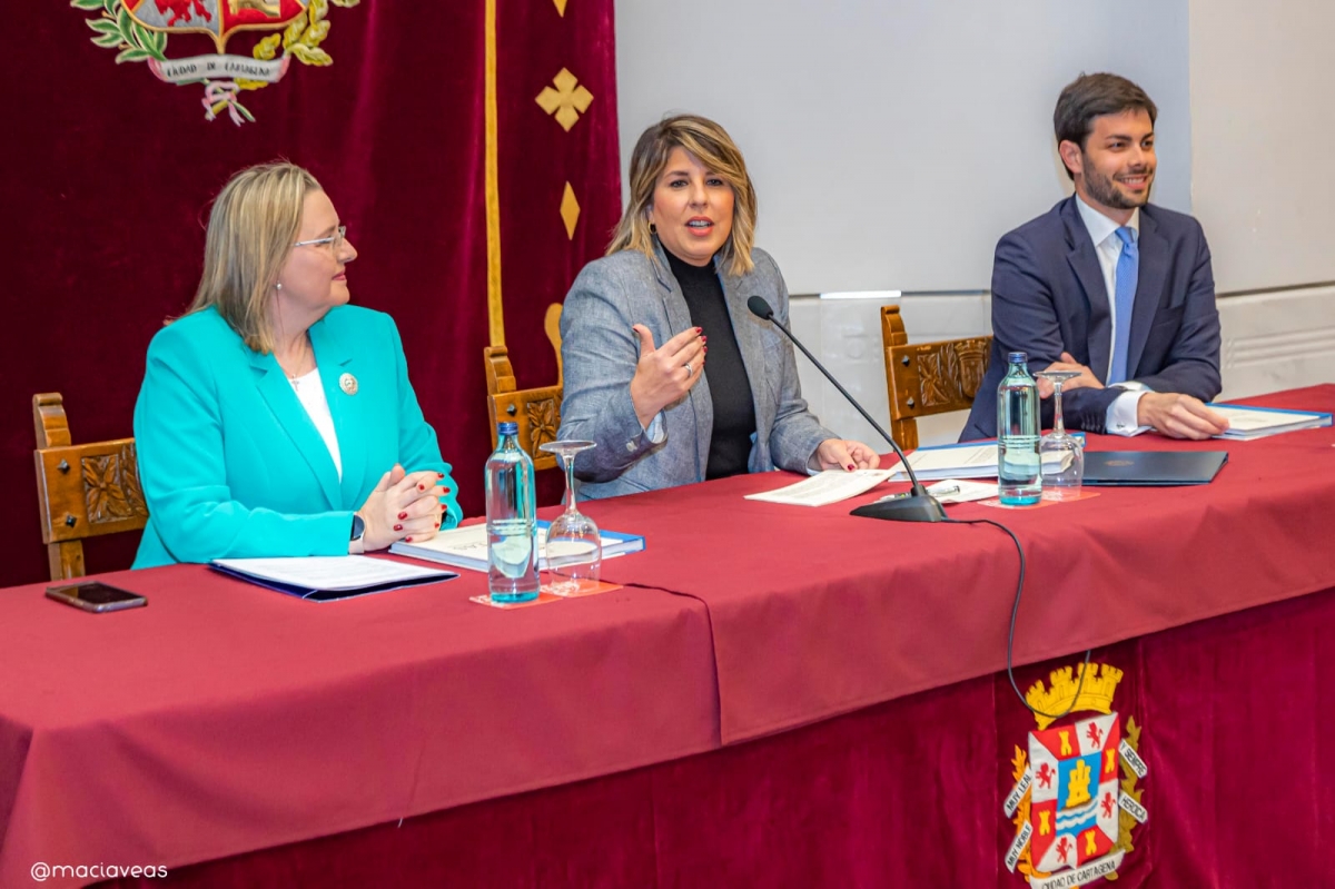  - Autor: Cofradía del Resucitado