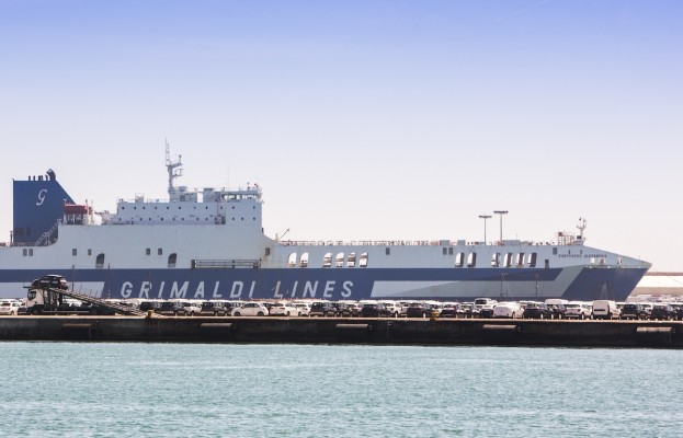 El Puerto de València rechaza la petición de Ford para reducir sus tráficos mínimos comprometidos