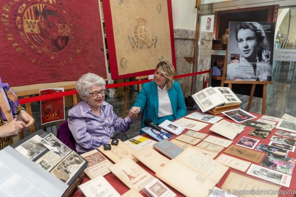 El Ayuntamiento de Cartagena acepta la herencia de la poetisa María Teresa Cervantes y ya planifica su casa-museo