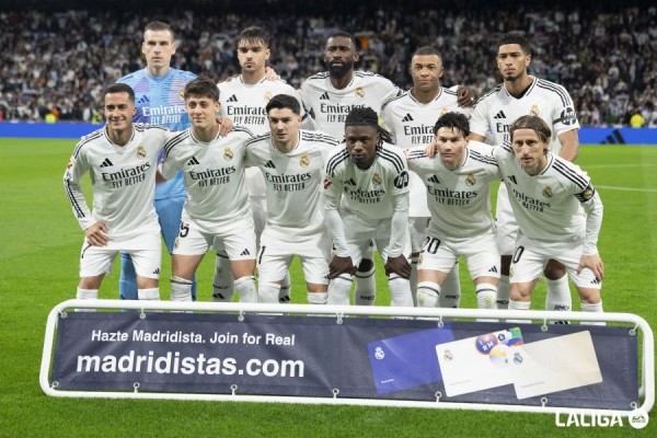 Lunin, duda contra el Valencia por unas molestias musculares