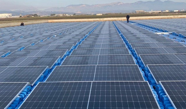 Expertos alertan en Valencia de que las plantas solares fotovoltaicas 