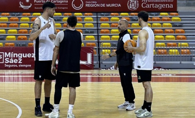 El Odilo Cartagena juega en Alicante tratando de acercarse a la pelea por el ascenso 