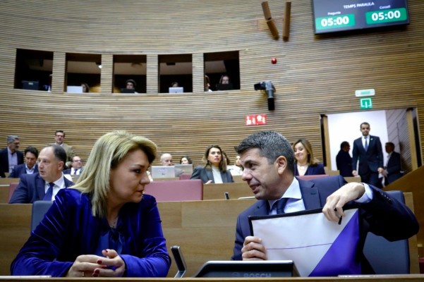 El PP impulsa la derogación del derecho de tanteo del Botànic y lo limita a la VPO 