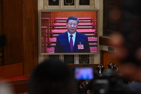 China contraataca: aranceles del 34%, sanciones y control de tierras raras en respuesta a Trump