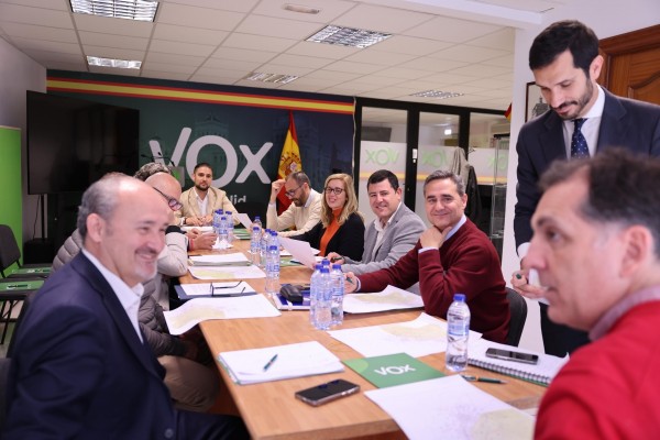 Ortolá explica las medidas de seguridad implantadas en Castelló en un foro de Vox