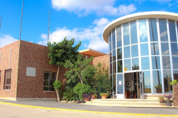 La Asociación Ciudad de la Esperanza en Aldaia se mantiene a flote tras la Dana gracias a la solidaridad empresarial