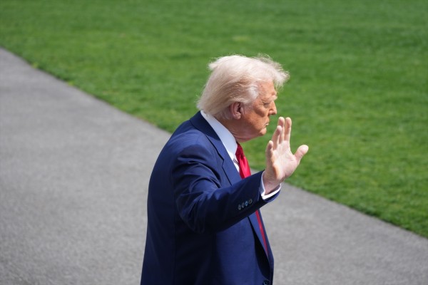 La creciente deuda de EEUU y el 'Acuerdo de Mar-a-Lago': ¿una reestructuración radical del sistema monetario internacional?