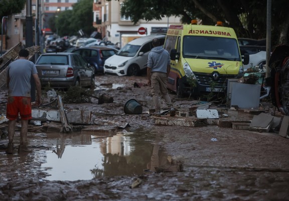 La Guardia Civil ha realizado ya 3.400 rescates en zonas afectadas por la dana en Valencia
