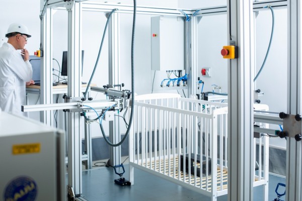 Ivace+i financia un sistema que evalúa el riesgo de los productos infantiles reparados