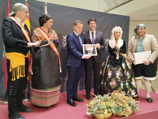 Alicante y Albacete sellan un acuerdo de colaboración turística, cultural y de fiestas