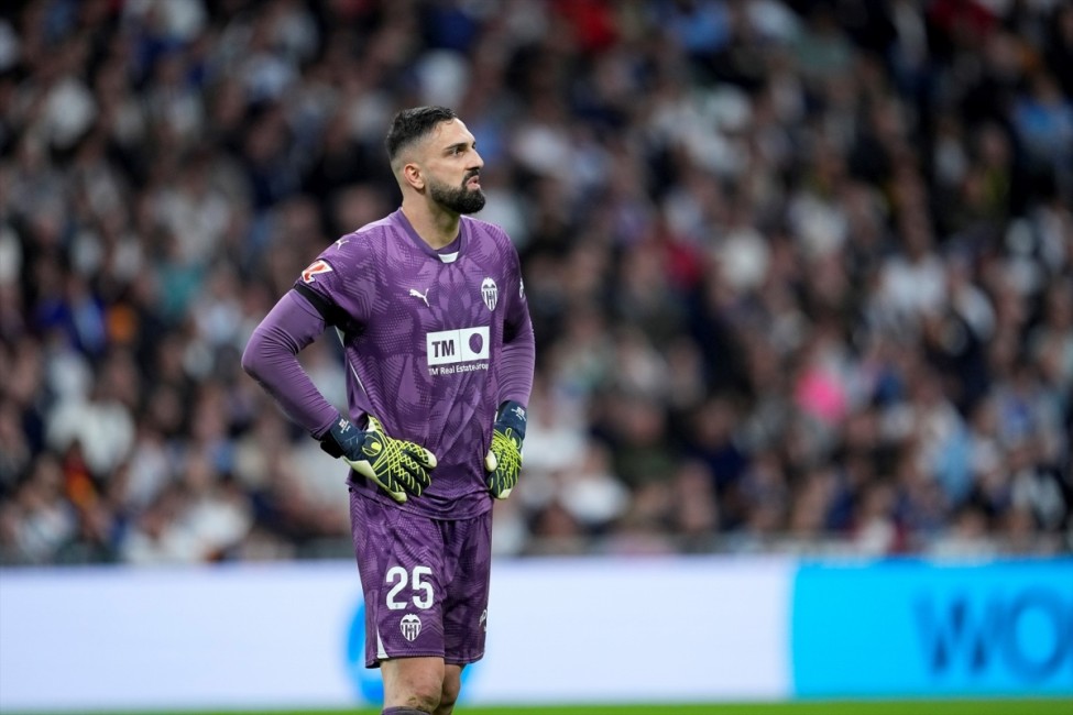 Giorgi Mamardashvili en el Santiago Bernabéu. -  Foto: AFP7 / Europa Press.