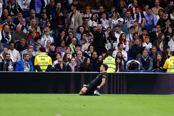 Hugo Duro, tercer valencianista en marcar al Madrid y Barça en los cuatro partidos de Liga