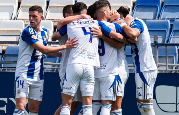 El Yeclano pierde en el Nuevo Colombino y vuelve a entrar en puestos de descenso en Primera RFEF