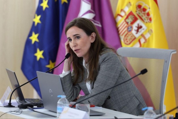 Natalia Junquera: “Alicante es una ciudad esencial para la memoria histórica” 