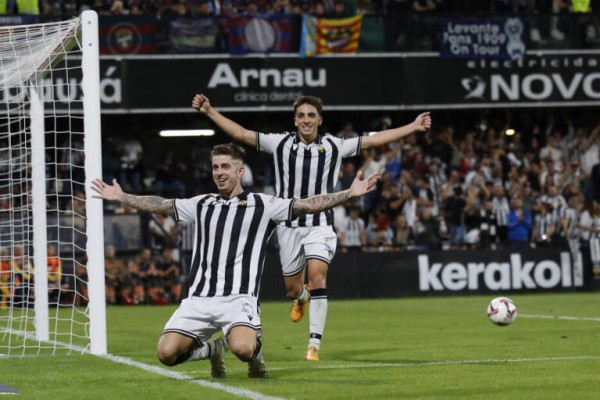 LaLiga solicita a la RFEF aplazar los partidos del Castellón y Villarreal por la tragedia de Valencia