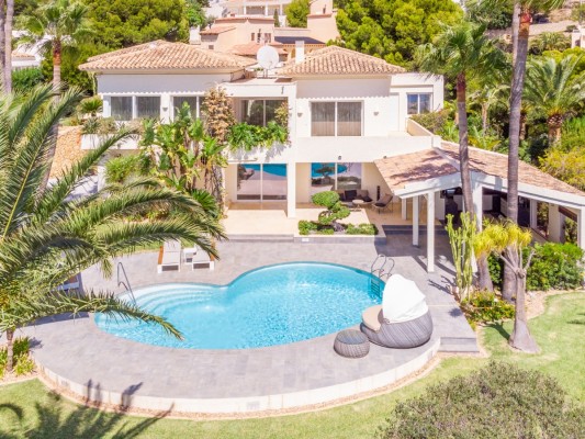 Así está el mercado inmobiliario de lujo en Costa Blanca: de los 5.700 euros/m2 del Cabo de las Huertas a los 2.900 euros/m2 de Calp