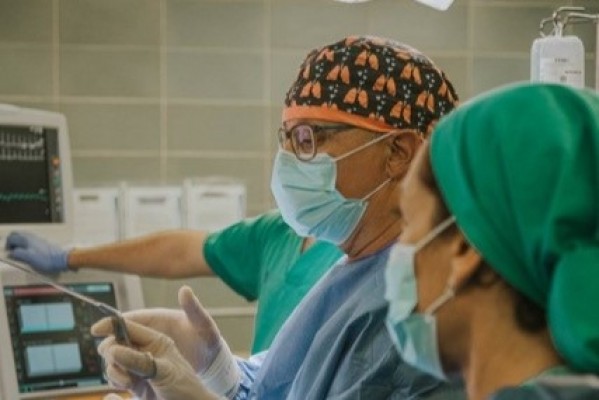 La estética, condicionante que aumenta consultas por alteraciones del tórax hundido en los adolescentes