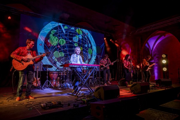 El CCCC y Berklee presentan INOCON, un evento que fusiona música, tecnología e innovación