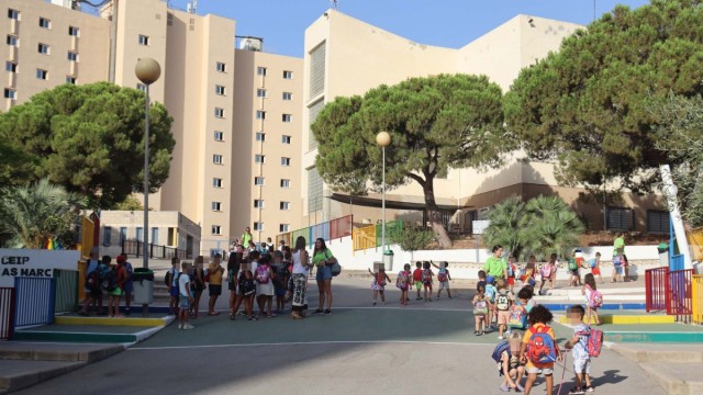 Los proyectos estancados de los centros educativos de Benidorm encienden la polémica entre PP y PSOE