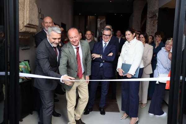 Turisme avanza hacia la sostenibilidad en el sector hotelero con la segunda 'habitación inteligente'