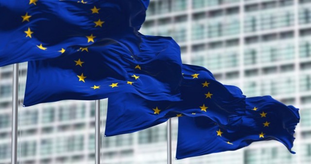 Bruselas vuelve a excluir la potasa de la lista de materias primas fundamentales y a generar desconcierto en sectores estratégicos