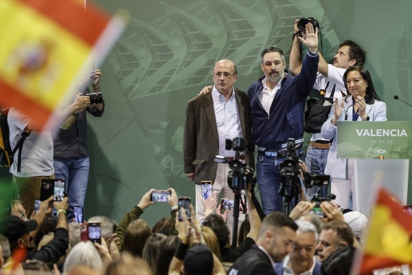 Vox logra imponer su agenda en la Comunitat Valenciana