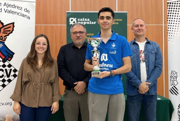 Los ajedrecistas del Andreu Paterna brillan en los Campeonatos Autonómicos por Edades 2025