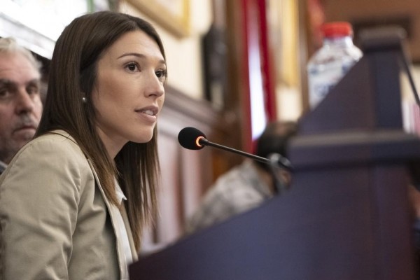 El PSPV demana a Barrachina que no siga 