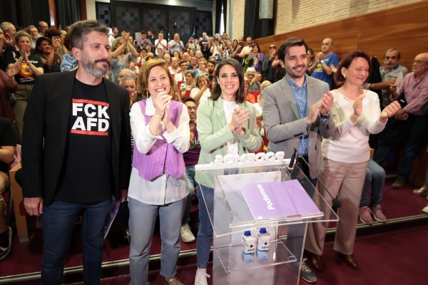 Irene Montero enarbola en Murcia la bandera de la izquierda autónoma para 
