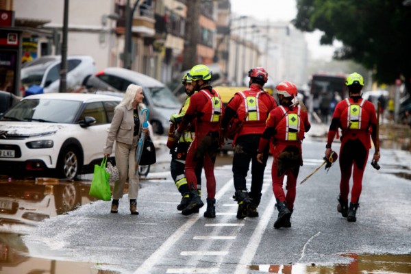 Llegan a València 17 médicos forenses para la identificación de víctimas; 5 de Castellón 