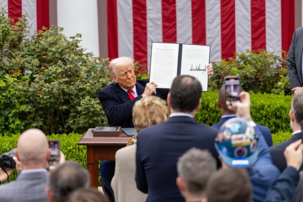 Trump quiere alcanzar 