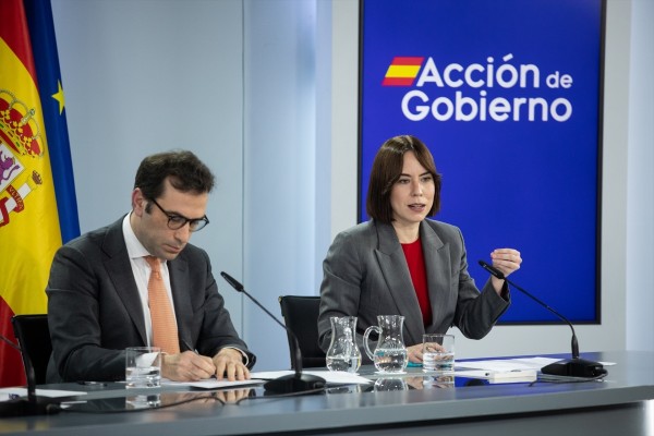 El Gobierno activa los primeros 7.720 millones del plan de respuesta a los aranceles, ya en vigor