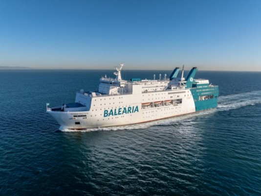 Baleària presenta una demanda contra la regulación de vehículos del Consell de Ibiza