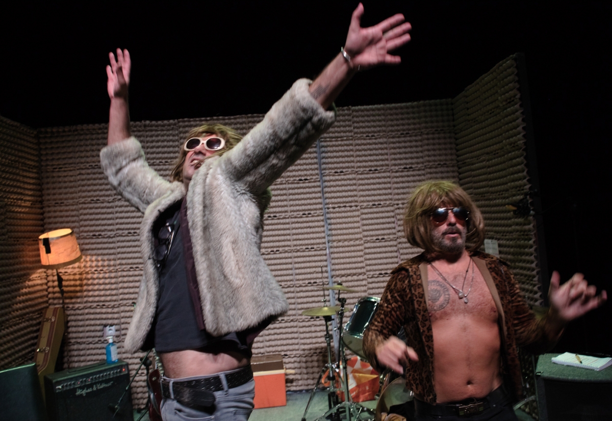 La comedia y el circo centran la programación de la semana en el Teatre Arniches