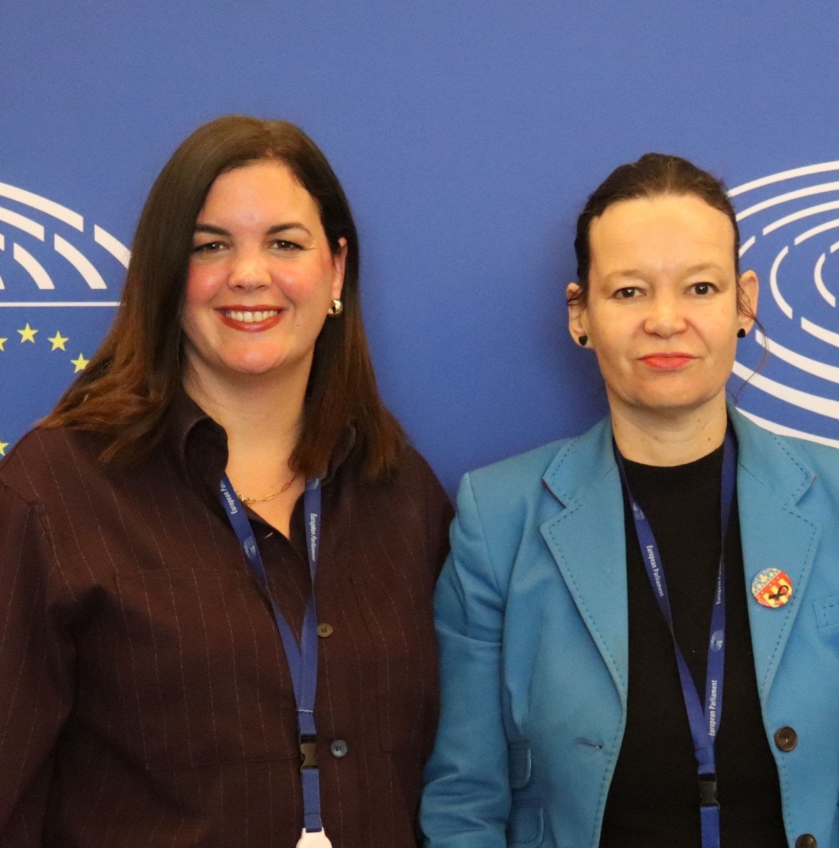 Las eurodiputadas socialistas Leire Pajín y Sandra Gómez   - Foto: PSOE PARLAMENTO EUROPEO