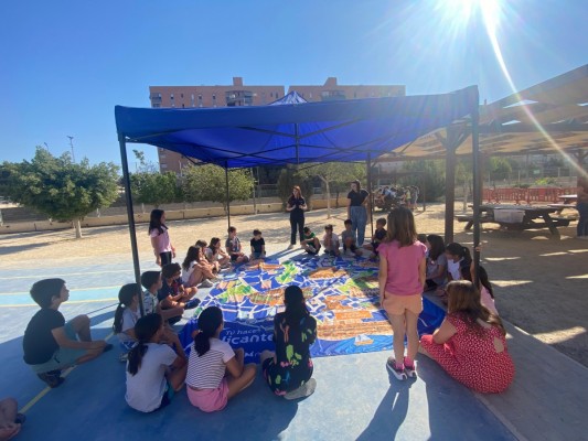 Alicante conciencia sobre el reciclaje de residuos con actividades para 6.000 escolares
