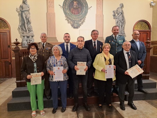 La Hermandad de Veteranos distingue en Vila-real a cinco voluntarios por su labor en residencias