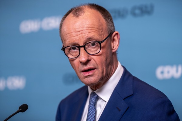 Conservadores y socialdemócratas gobernarán juntos Alemania en medio de inestabilidad mundial