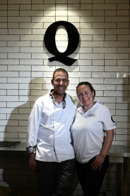 La Querubina, el restaurante que elabora sus pizzas con masa madre desde hace 40 años en Guadassuar, y que llena a diario