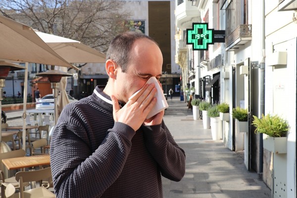 Los farmacéuticos valencianos aconsejan hacer un buen uso de antihistamínicos e inhaladores