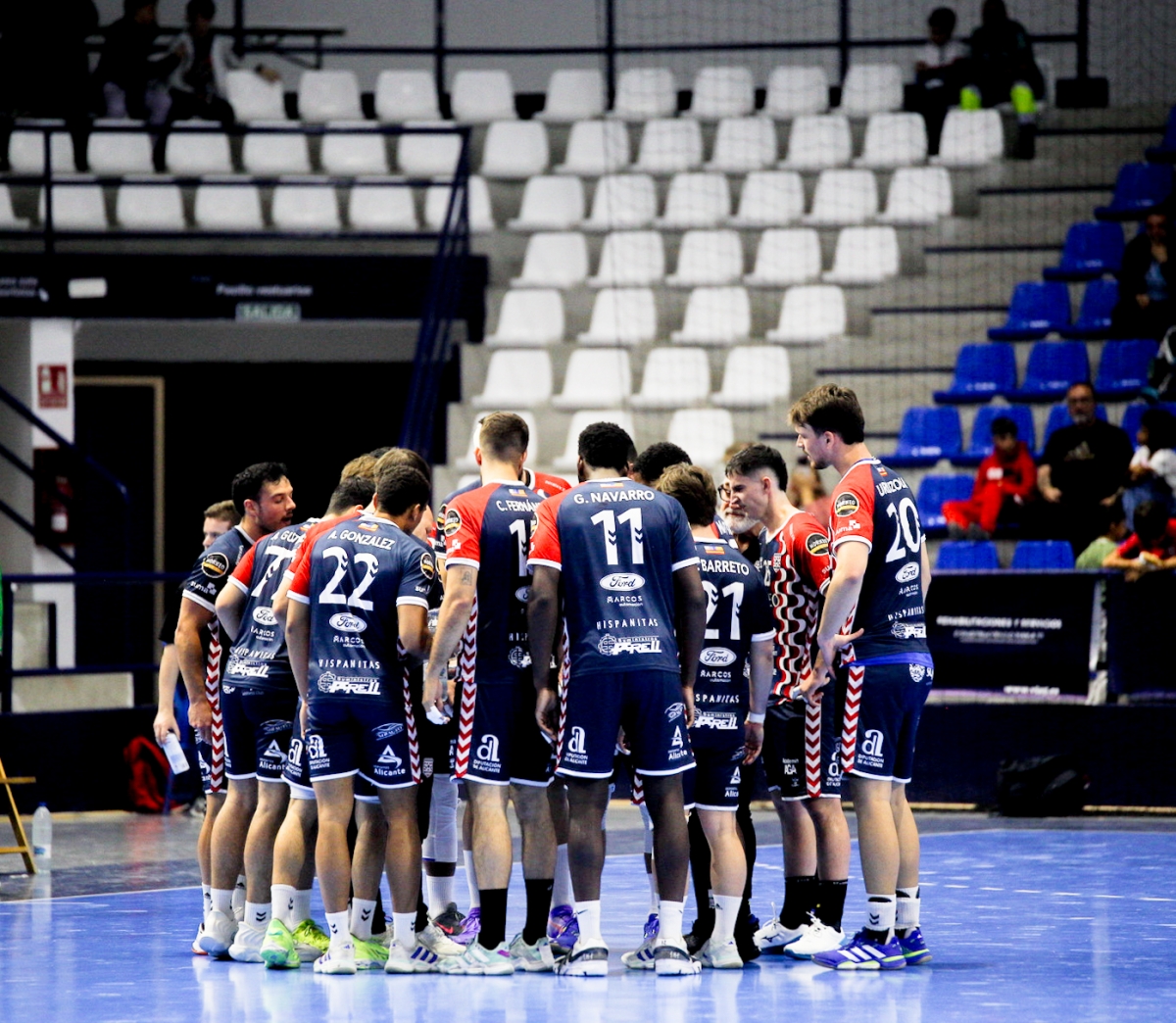 El Eón Alicante cae con orgullo en la tanda de penaltis con el Bada Huesca