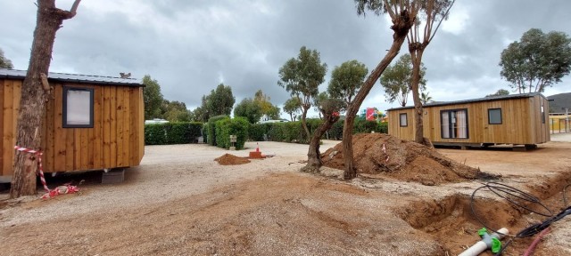 Cartagena ordena el precinto de aseos y 81 viviendas ilegales en Villas Caravaning