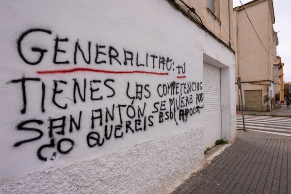El barrio de San Antón en Elche no puede más: el nuevo desalojo da otro toque a la administración