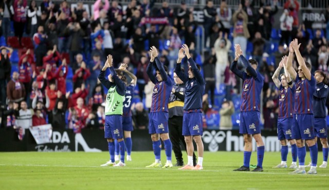 El primer gol este domingo lo tiene que meter la afición del Eldense 