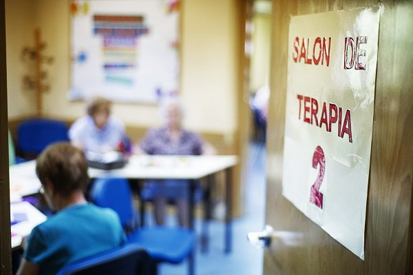 La terapia de grupo aporta 