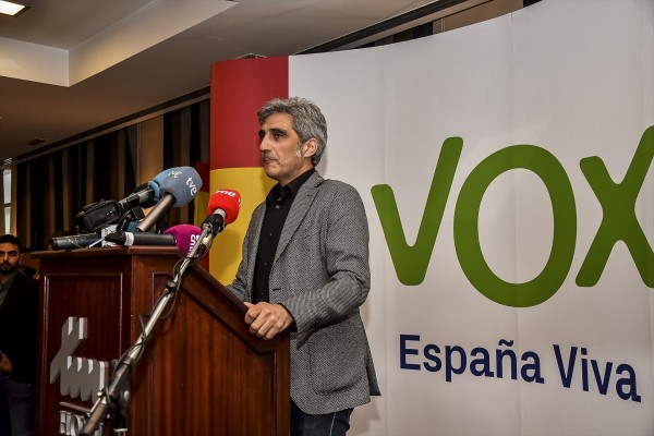 Llanos Massó ficha como asesor al director de la Fundación Denaes