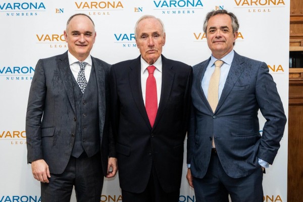Celebración del aniversario del despacho Varona